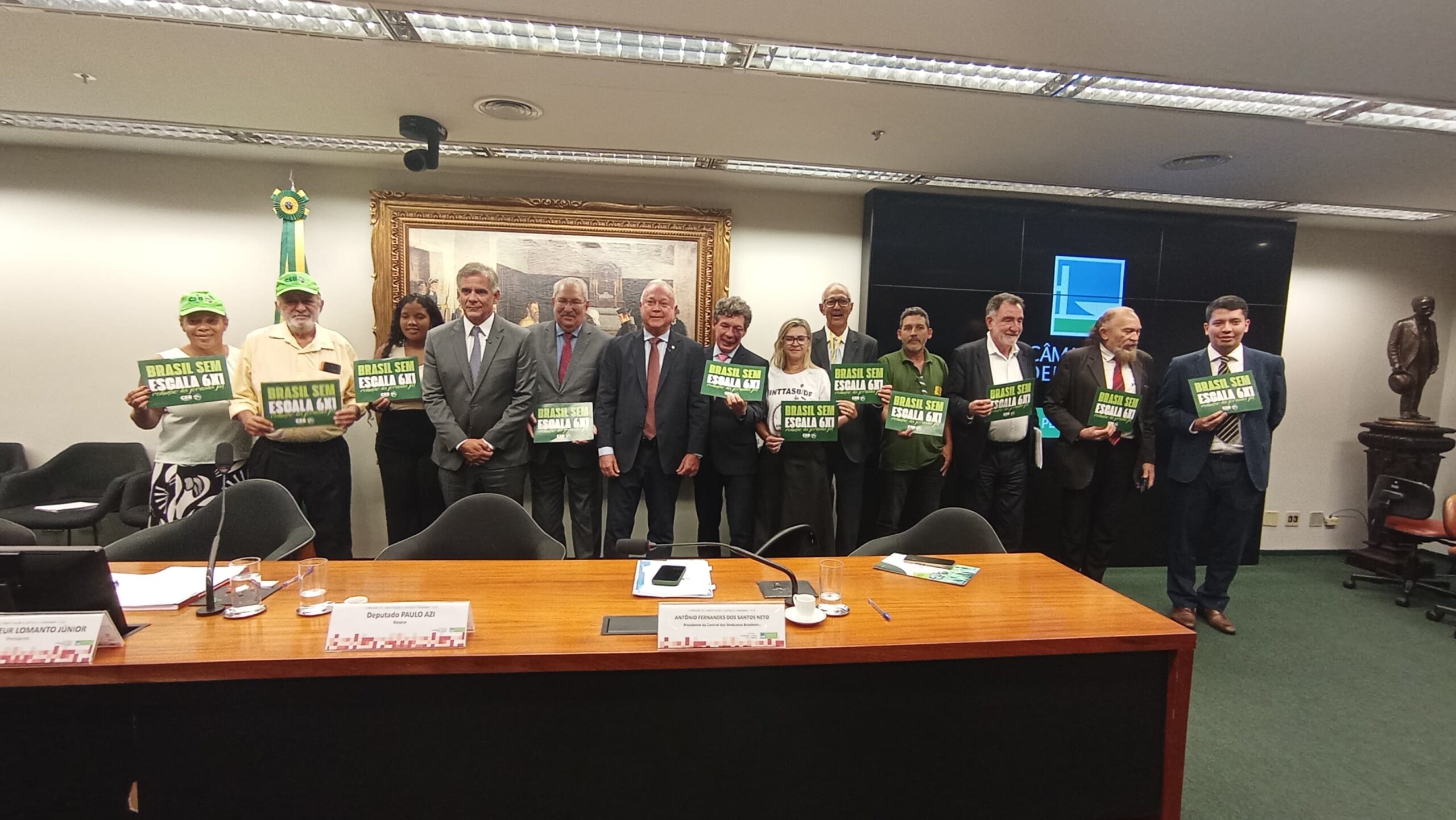 SINTEC-DF e CSB reforçam luta pelo fim da escala 6×1 e pela redução da jornada para 40 horas semanais